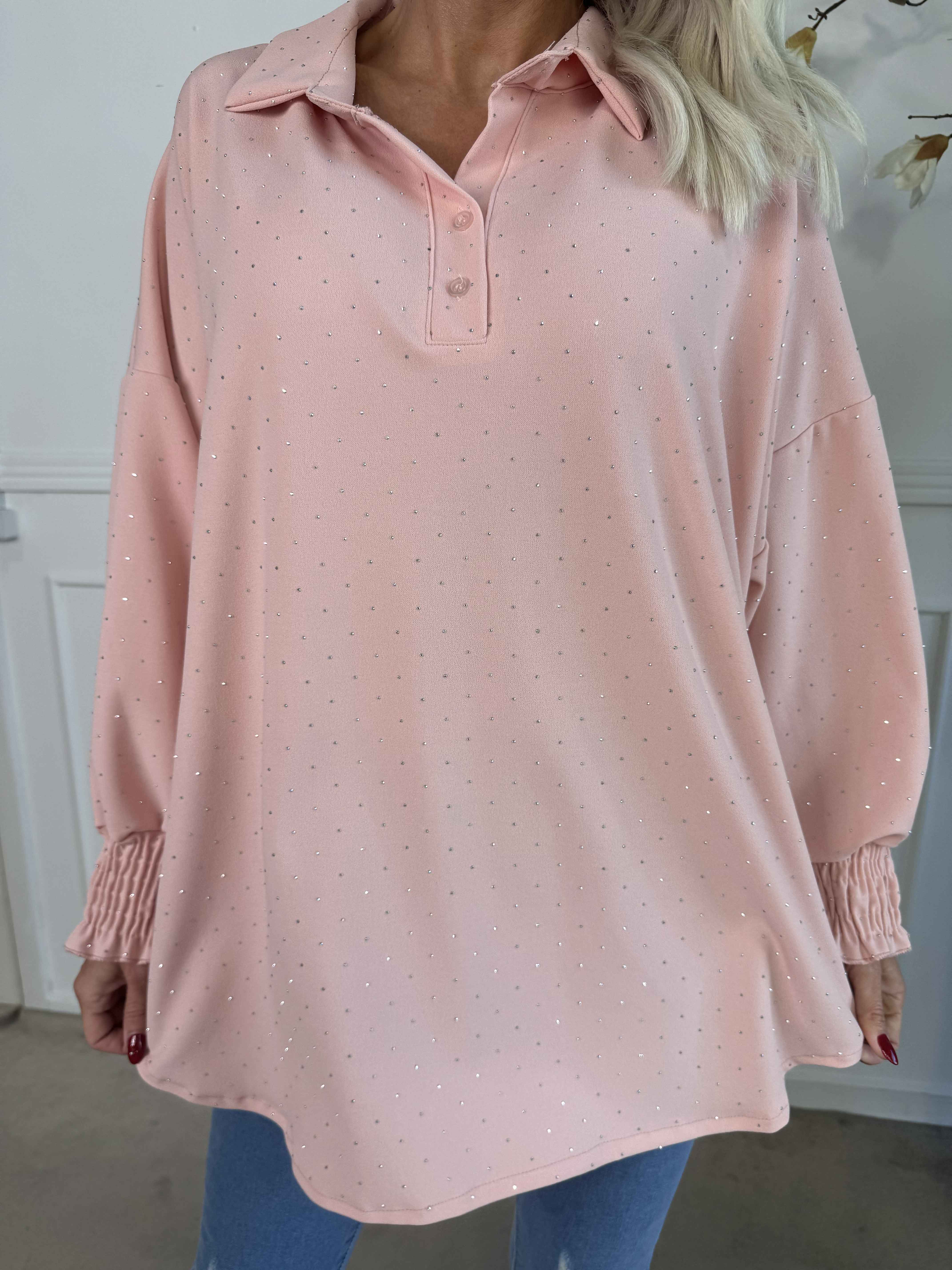 Aria - Tunika utsmyckad med gjutform och smock vid ärmen